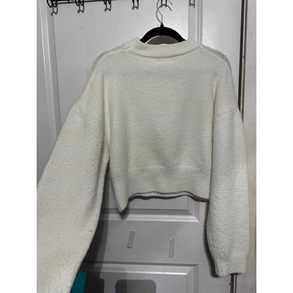 Sweater - Picture 3 of 4